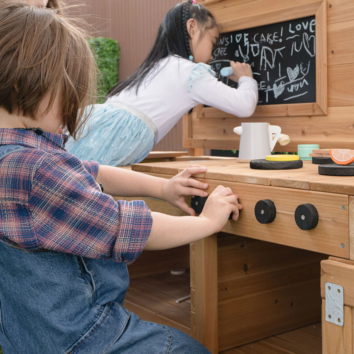 Eden Outdoor Play Kitchen - Image 5
