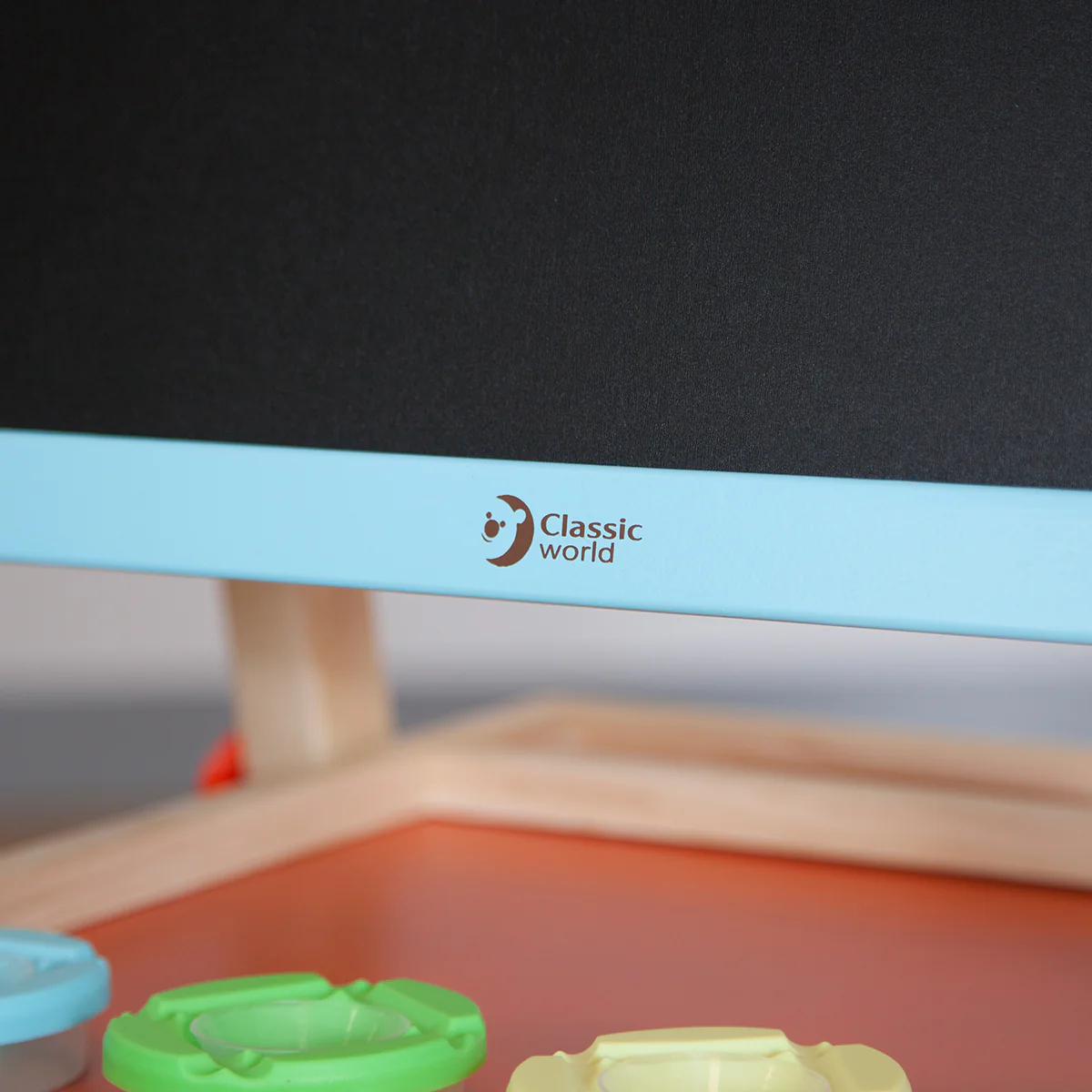 Multi-Functional Easel by Classic World - Image 7
