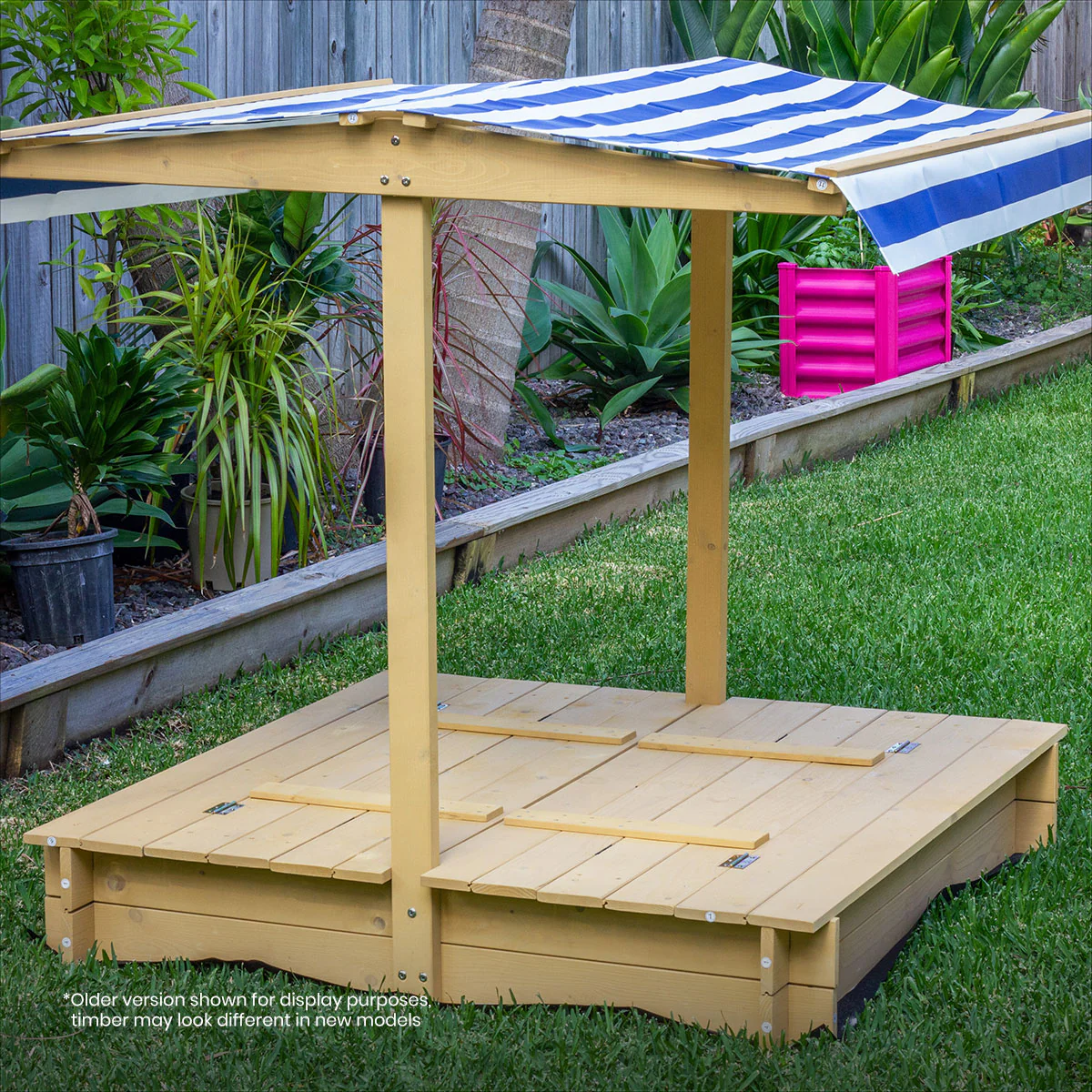 Skipper Sandpit with Canopy - Image 4