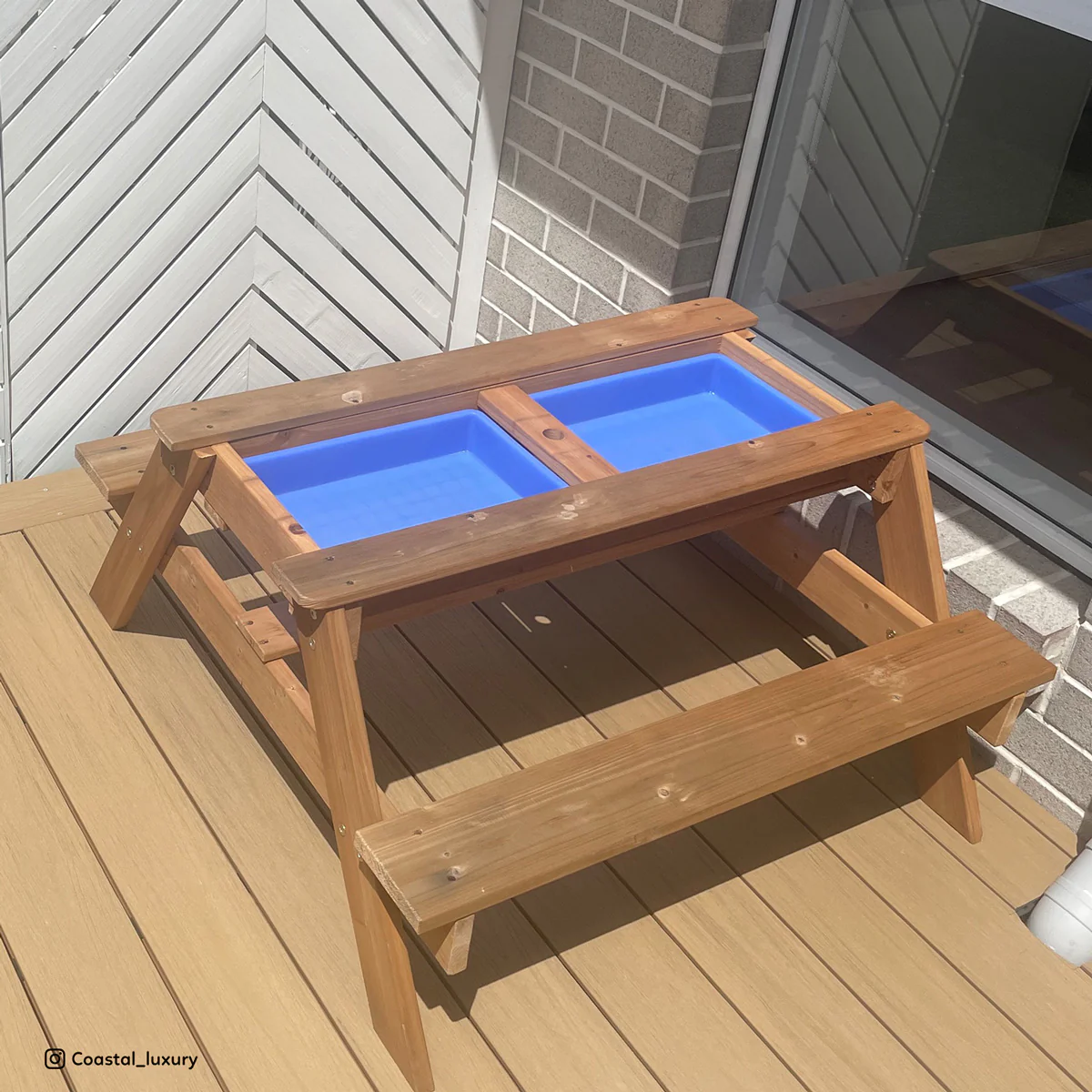 Sunrise Sand & Water Table with Umbrella - Image 4